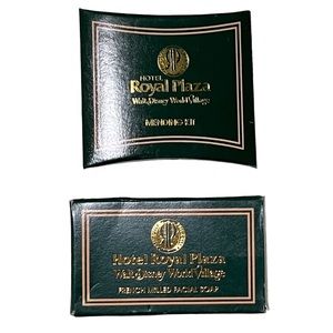 Vintage Hotel Royal Plaza Walt Disney World Village NEW Facial Soap Mending Kit
